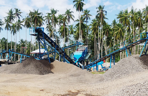 �����e���m�ύu100t/h����ʯ��ɰ���a(ch��n)���ɹ�Ͷ�a(ch��n)